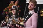 Hudební ceny Grammy ovládly ženy: Píseň roku volá po ukončení rasismu!
