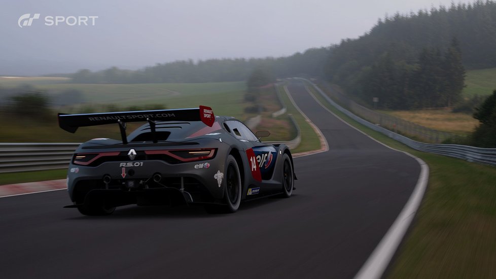 Záběry z povedených závodů Gran Turismo Sport. Jen se podívejte na tu nádhernou grafiku.