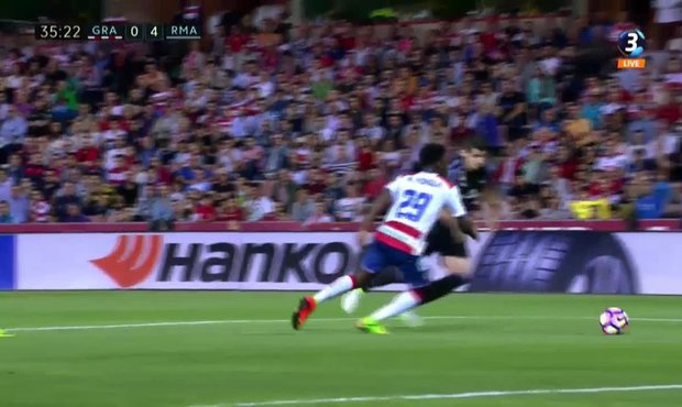 Granada - Real: Morata přidal rychle druhý gól, pěknou kličku vyšperkoval přesnou střelou - 0:4