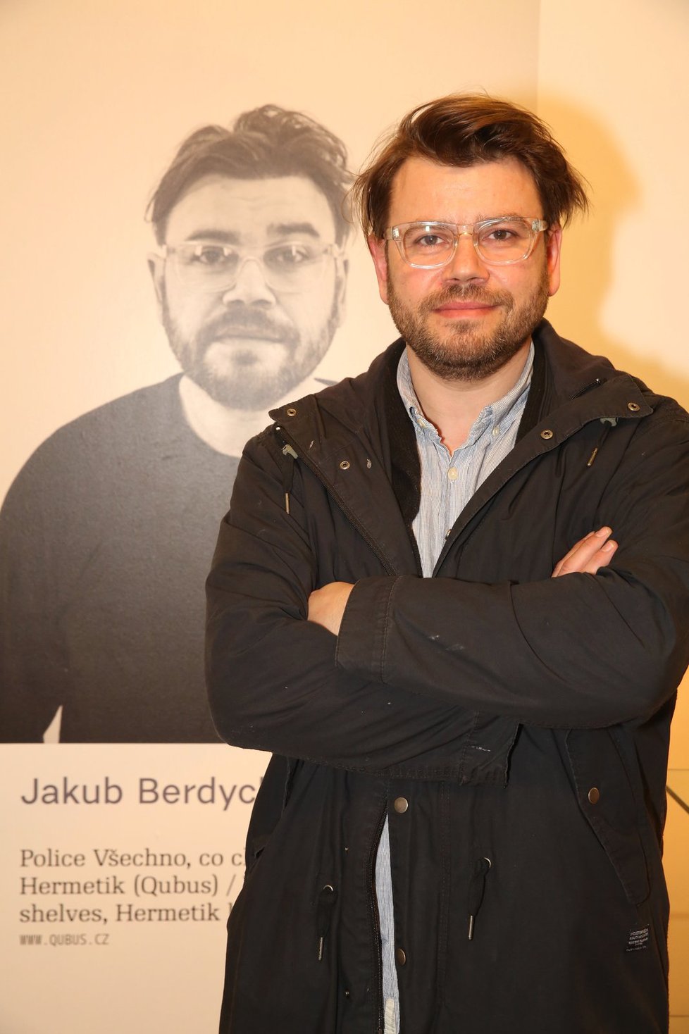 Jakub Berdych je autorem originální lampy a police