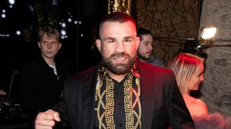 Kdo upeče Vémolovi nejlepší dort se schovaným pilníkem? Kdo upeče Vémolovi nejlepší dort se schovaným pilníkem?