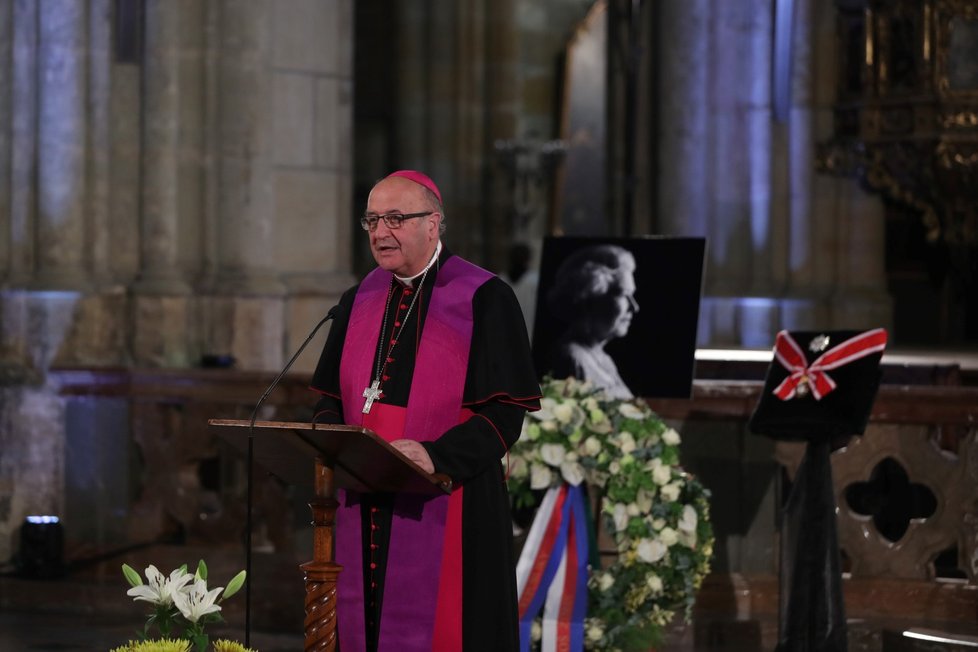 Arcibiskup Jan Graubner na Pražském hradě