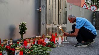 Násilí bez motivu. Nihilistický terorismus vyrůstá z temných koutů internetu a míří i na malé děti Násilí bez motivu. Nihilistický terorismus vyrůstá z temných koutů internetu a míří i na malé děti