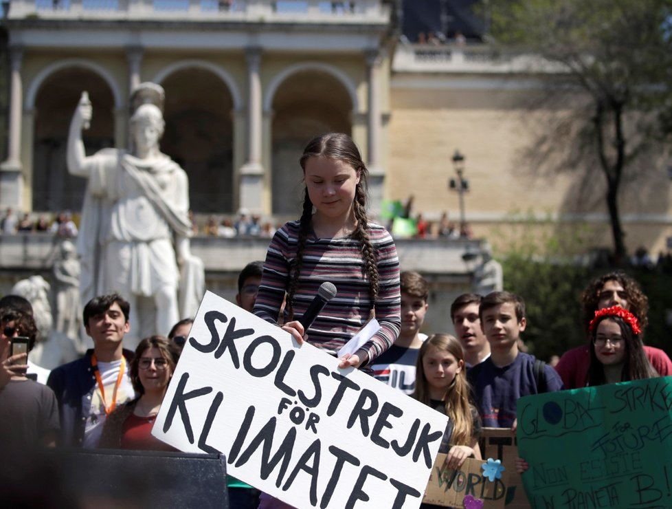 Greta Thunbergová (16) je známá už téměř rok díky svým ekologickým aktivitám