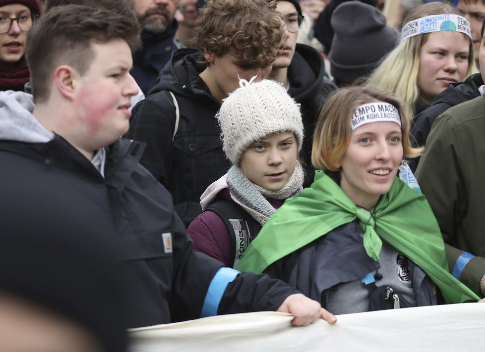 Greta Thurnberg na demonstraci v Hamburku