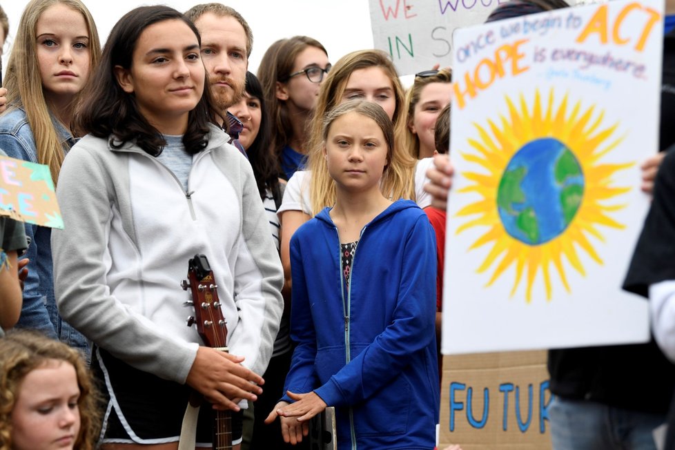 Greta Thunbergová demonstrovala s dalšími studenty před Bílým domem (13. 9. 2019)