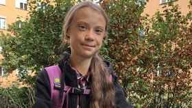 „Přestávka skončila,“ hlásí aktivistka Greta (17). Do školní lavice se vrátila po roce
