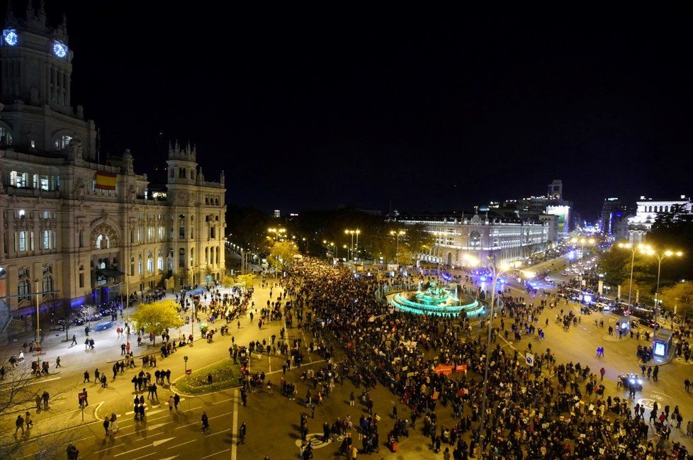 V Madridu začal Pochod za klima, jde v něm i Thunbergová