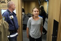 Aktivistka Greta u soudu: Zaplatí několik tisíc za neuposlechnutí policie. S protesty ale nepřestává