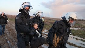 Německá policie zadržela aktivistku Gretu Thunbergovou (17.1.2022)