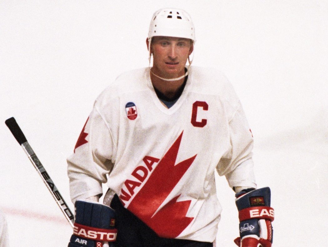 Kanadská hokejová legenda a nejproduktivnější hráč historie NHL Wayne Gretzky