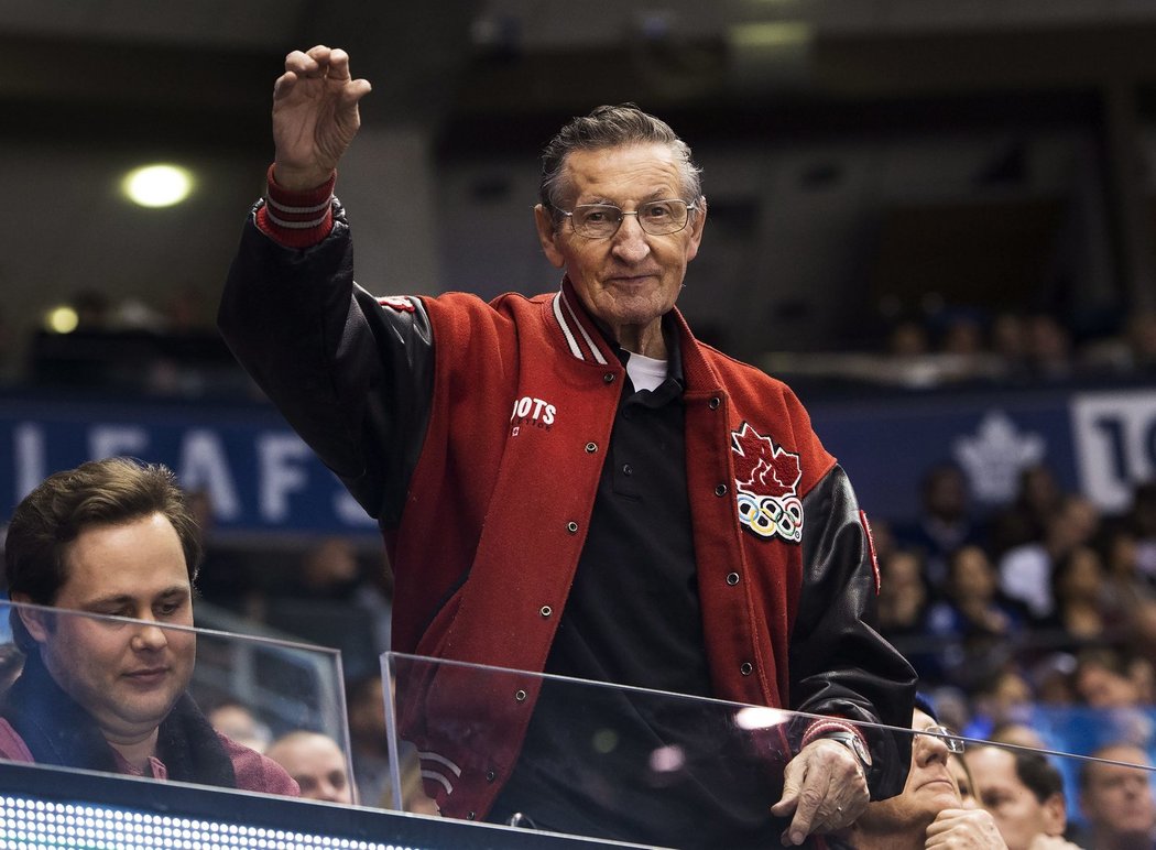 Walter Gretzky, otec nejlepšího hokejisty všech dob.