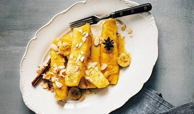 Grilovaný ananas s vanilkovo-pomerančovou omáčkou