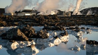 Island očekává obří erupci sopky a staví obranné zdi kolem geotermální elektrárny