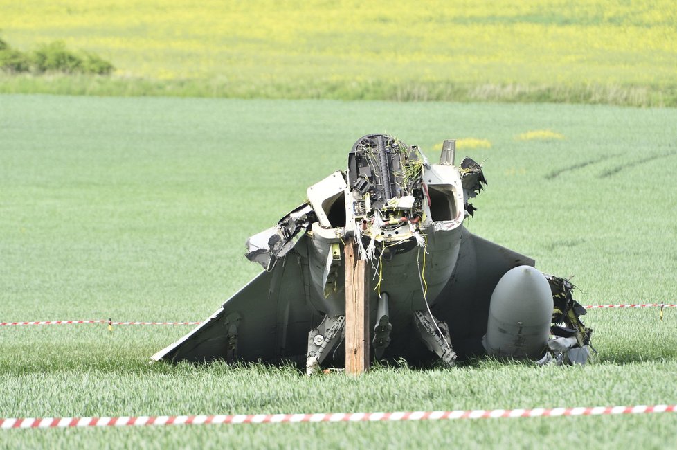 Gripen se ve Švédsku srazil s ptákem. Obratem šel k zemi, pilot se katapultoval. (Ilustrační foto)