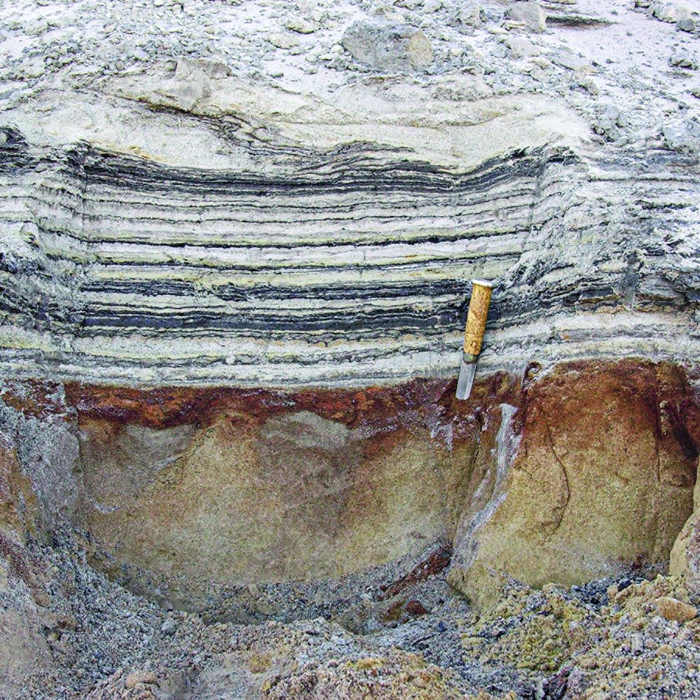 Detail sedimentů, ze kterých byly odebrány organické vrstvy