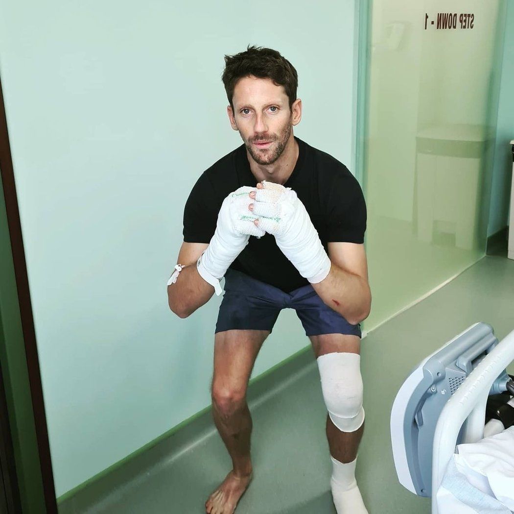 Grosjean se už pochlubil, jak rehabilituje.