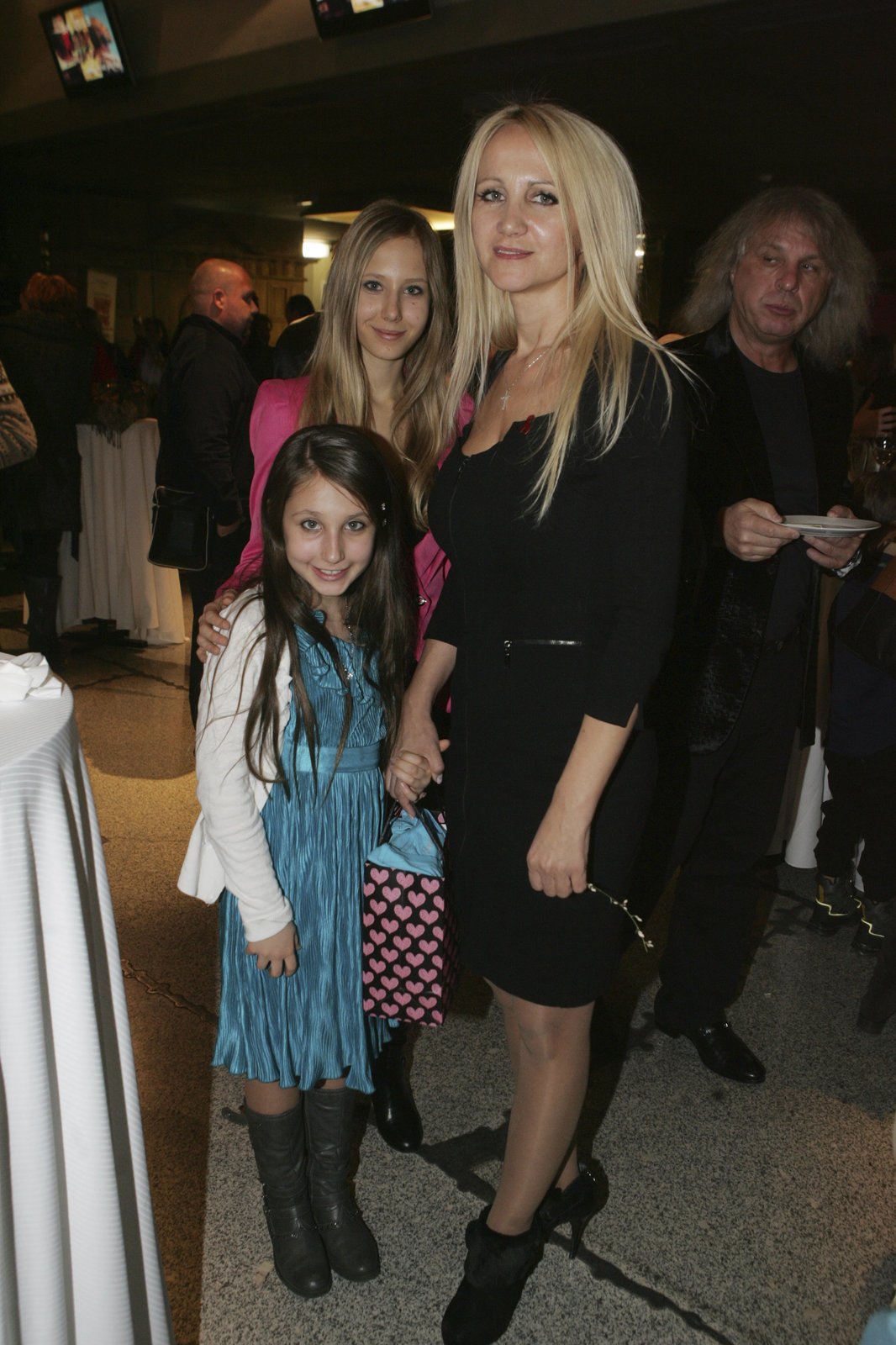 Šárka Grossová s dcerami.