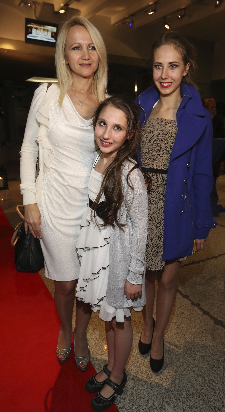 Šárka Grossová s dcerami Denisou a Natálkou.
