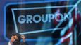 Groupon je vůbec první firmou na světě, která přišla s hromadnými slevami. Dnes jejich služby využívá více než 20 milionů lidí. Výkon firmy ale dlouhodobě klesá, tržby mu postupně klesají už sedm let.
