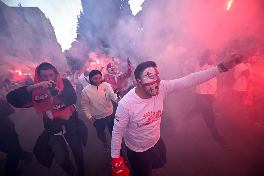 Gruzínští fanoušci byli na zápas s Řeckem velmi natěšení