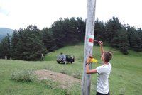 Češi na Kavkaze malují turistické značky. Gruzie se otevírá cestovatelům