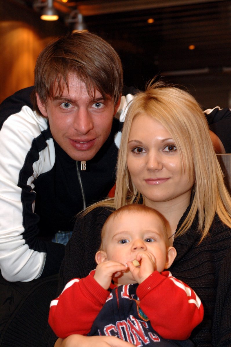 Zdeněk Grygera s manželkou Lucií a synem.