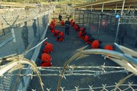 Klece na Guantánamu "slaví" 10 let