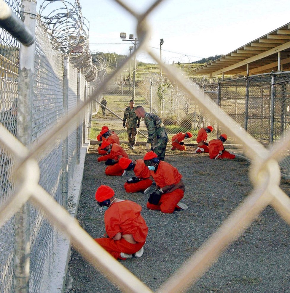 Obama chce zavřít Guantánamo a desítky vězňů převézt do USA.