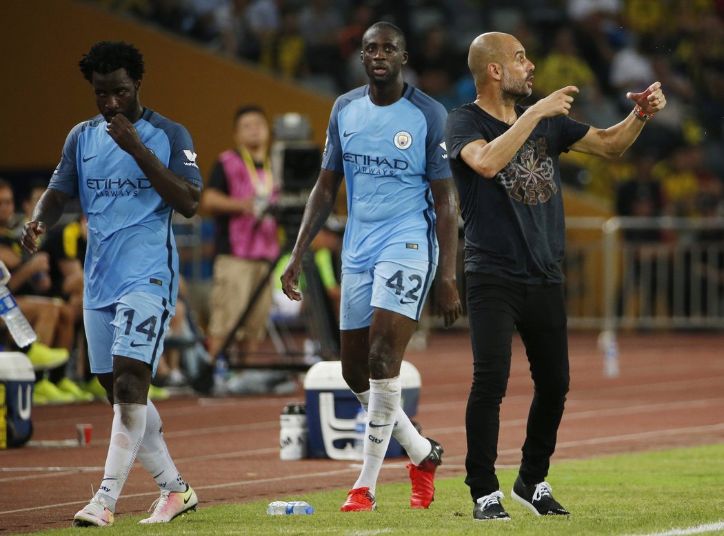 Trenér Pep Guardiola zahájil v Manchesteru City revoluci, kterou odnesl i útočník Bony Wilfried