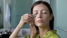 Guasha: Zázračná obličejová masáž podle tradiční čínské medicíny