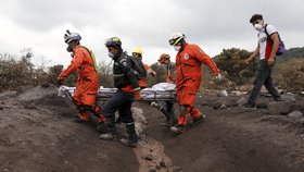 Na Guatemale oficiálně ukončili záchranné akce. Řádění sopky si vyžádalo 110 obětí, 197 lidí zůstává nezvěstných.