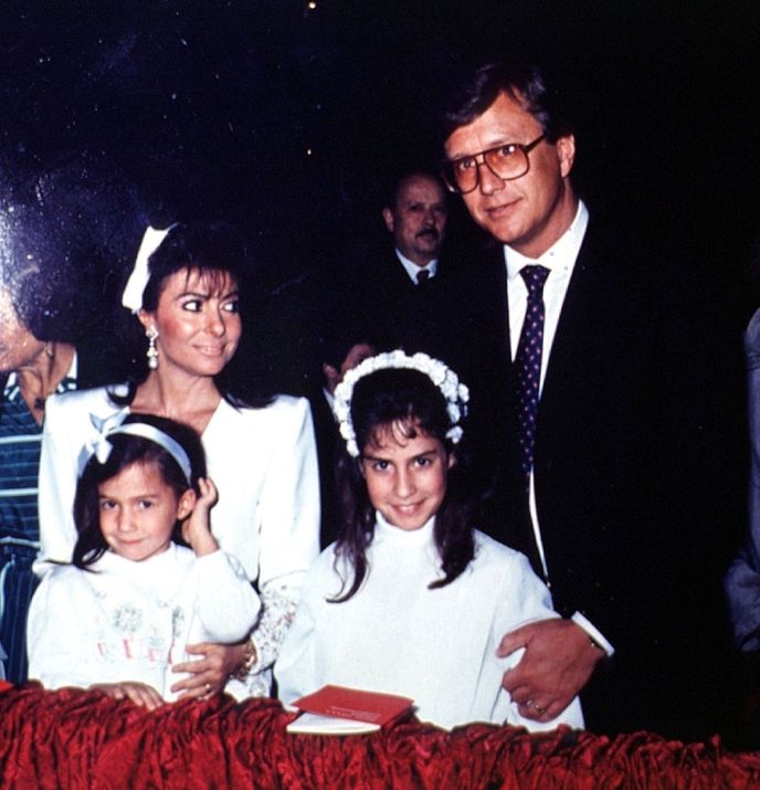 Patrizia Reggiani, Maurizio Gucci a jejich dvě dcery Alessandra a Allegra.