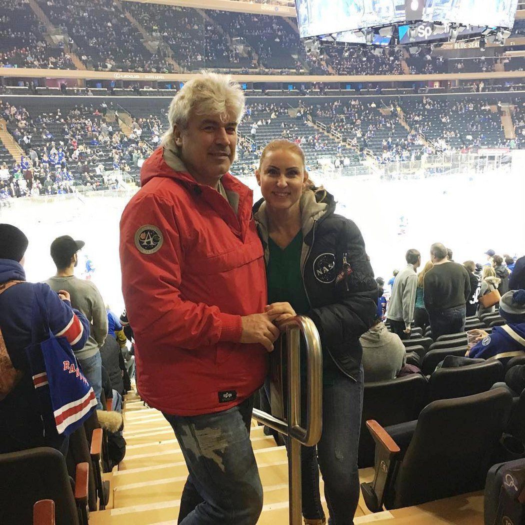 Leo a Mirka na hokeji v Madison Square Garden