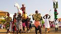 Průvod maškar zaplní každoročně na několik dní hlavní město Bissau