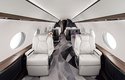 V kabině byznys jetu Gulfstream G700 nejsou jen sedačky, ale i soukromá ložnice