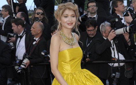 Gulnara byla častou hvězdou rudého koberce v Cannes.