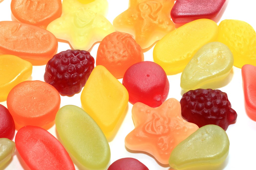 Gumové vitamíny jsou sladké, ale pořád lepší než obyčejné bonbony. Cena od: 100 Kč