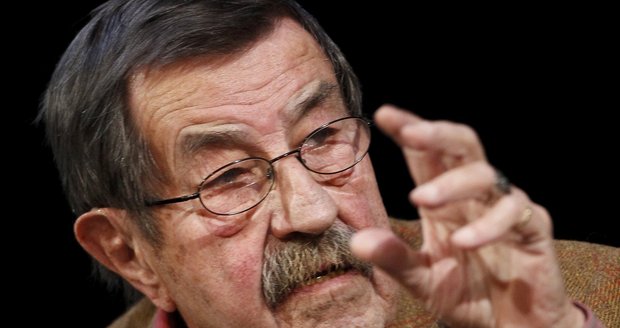 Spisovatel Günter Grass zemřel ve věku 87 let.