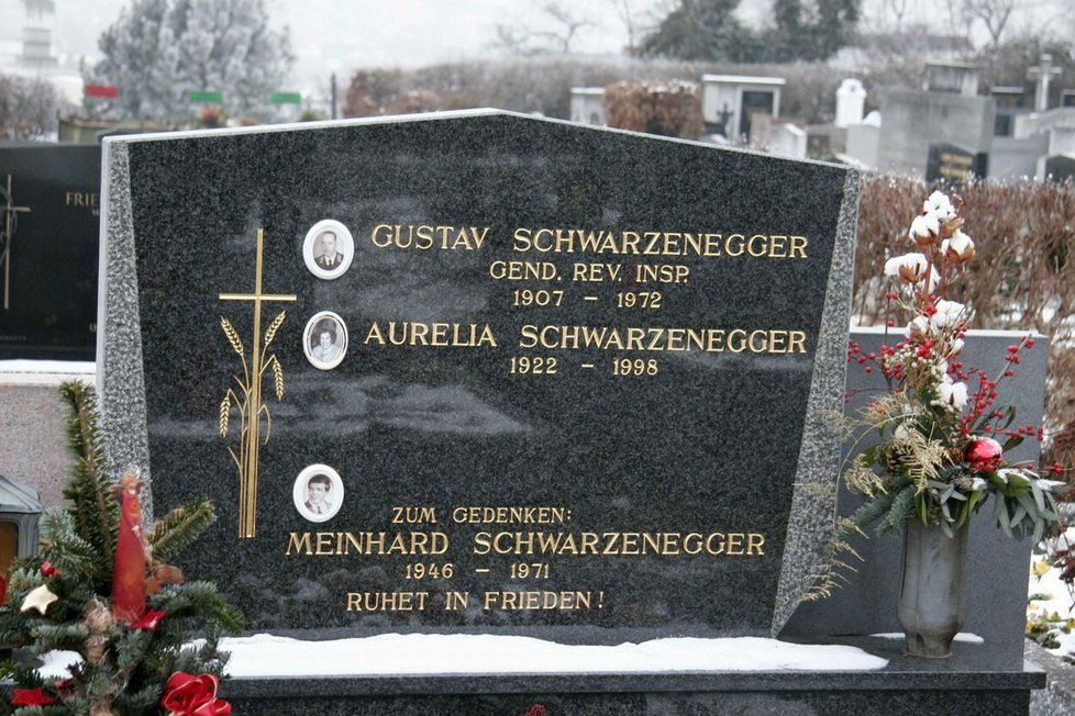 Rodinná hrobka Schwarzeneggerových