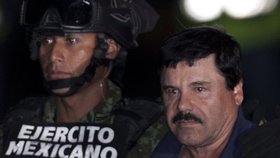 V Mexiku zatýkali narkobarona Joaquína "Prcka" Guzmána hned několikrát. Při pronásledování bylo 5 lidí zastřeleno.
