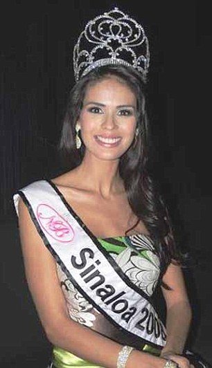 Manželka Prcka Guzmána, bývalá Miss Sinaloa Emma Coronelová