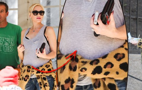 Gwen Stefani přichystala fanouškům (ne)milé překvapení. Bude potřetí matkou!