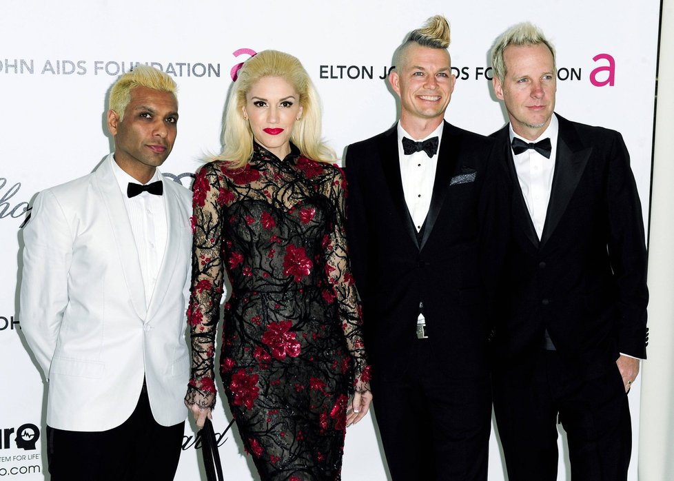 Gwen Stefani se svou skupinou No Doubt