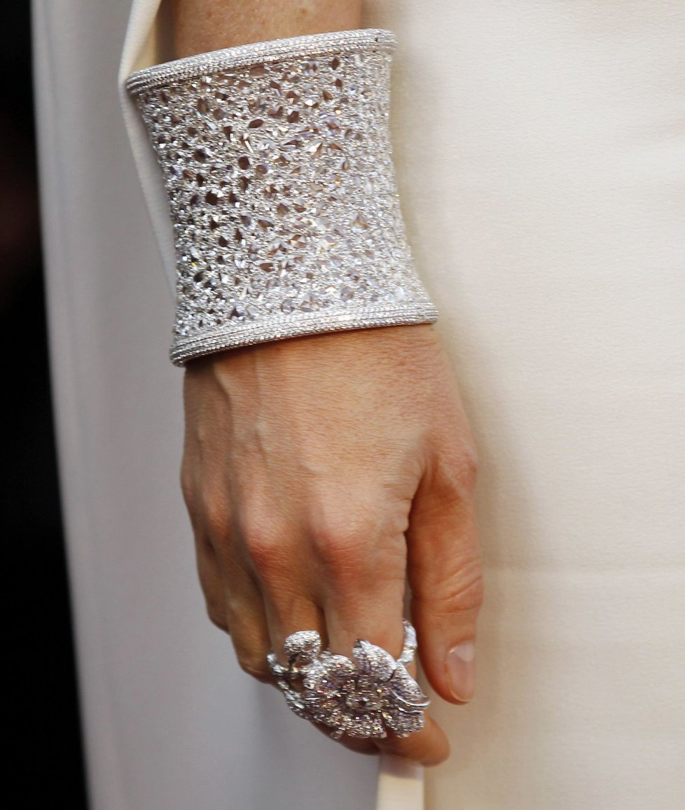 Gwyneth Paltrow a její šperky
