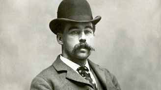 Démon H. H. Holmes: V jeho hotelu hrůzy zahynuly stovky žen a jejich těla skončila v anatomických sbírkách Démon H. H. Holmes: V jeho hotelu hrůzy zahynuly stovky žen a jejich těla skončila v anatomických sbírkách
