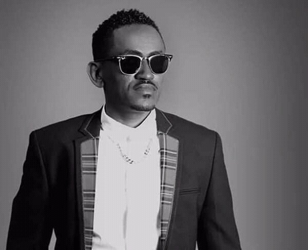 Smrt známého zpěváka Hachalua Hundessy v Etiopii vyvolala nepokoje.