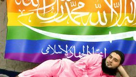 Hackeři zaplavili účty džihádistů homosexuální tematikou.