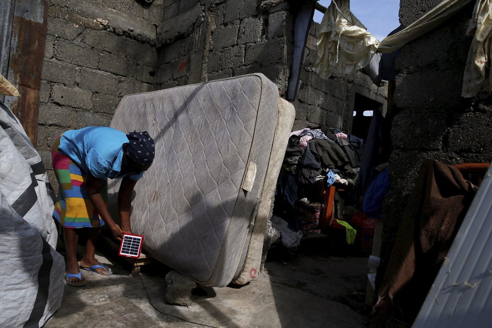 Na zdevastovaném Haiti panují katastrofální hygienické podmínky, ve kterých se rychle šíří cholera.