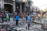 Ozbrojenci propustili Češku na Haiti